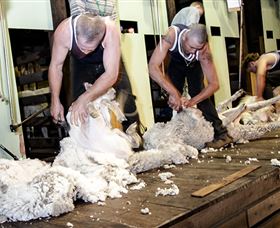 The Woolshed At Jondaryan Caravan And Camping - Holiday Find 0