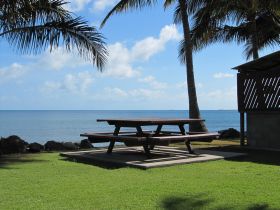 Tropical Beach Caravan Park - Holiday Find 1