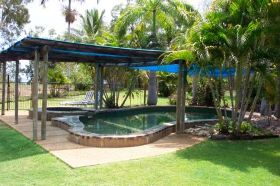 Balgal Beach Holiday Units - Holiday Find 0