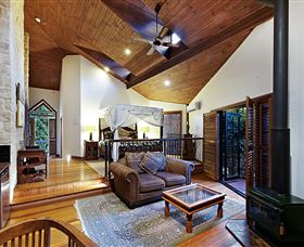 Escarpment Retreat And Day Spa - Holiday Find 1