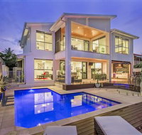 Pasadena Point at Vogue Holiday Homes - Holiday Find