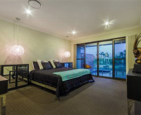 Aqua Palms At Vogue Holiday Homes - Holiday Find 3