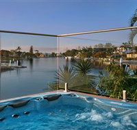 Sanctuary on Water Elite Holiday Home - Holiday Find