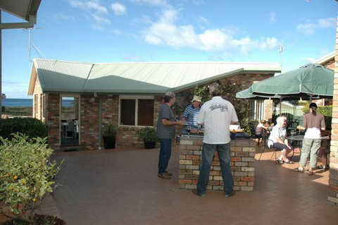Captain's Quarters Bermagui - Holiday Find 1