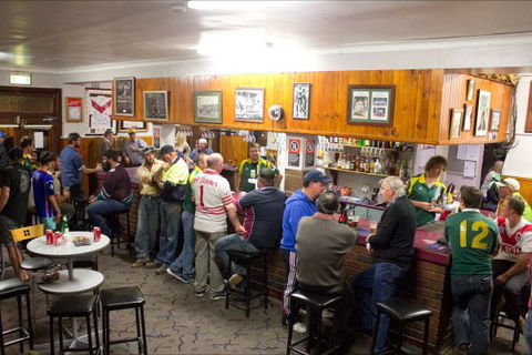 Courthouse Hotel Boorowa - Holiday Find 2