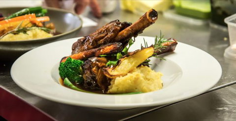 Mount Victoria Manor - Holiday Find 5