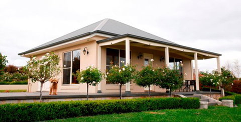Stay Bathurst - Holiday Find 3