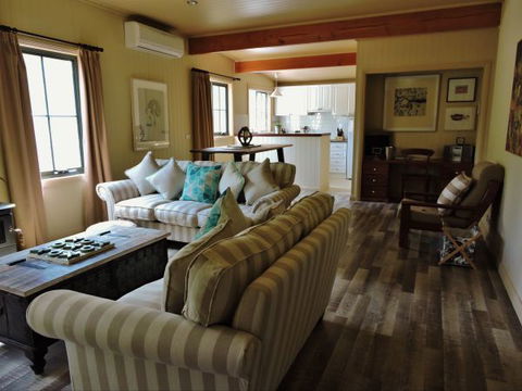 The Guesthouse: Hill End - Holiday Find 5