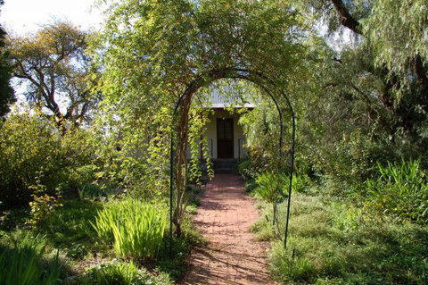 Bethany Reserve Cottage - Holiday Find 9