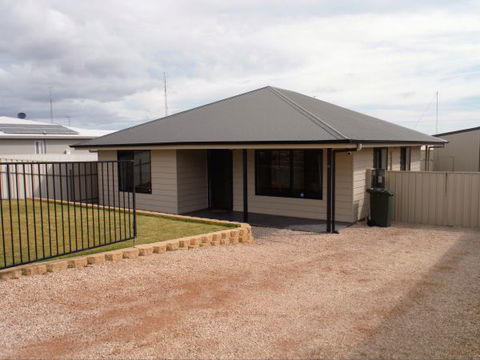 BayHaven - Holiday Find 136