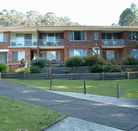 Lavender Point Holiday Units - Holiday Find
