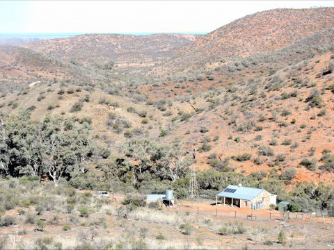 Nudlamutana Hut - Holiday Find 3