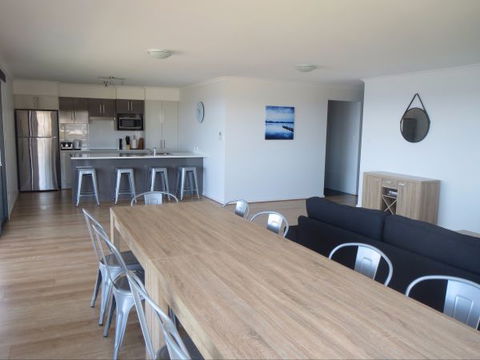 BayHaven - Holiday Find 116