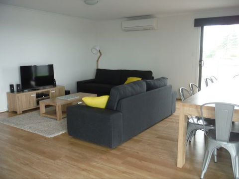 BayHaven - Holiday Find 117