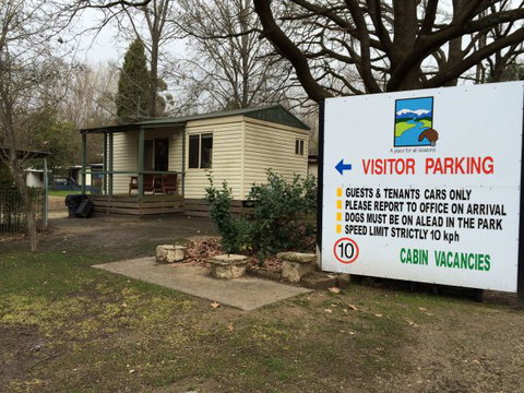 Ardern's Caravan Park, Myrtleford - Holiday Find 3