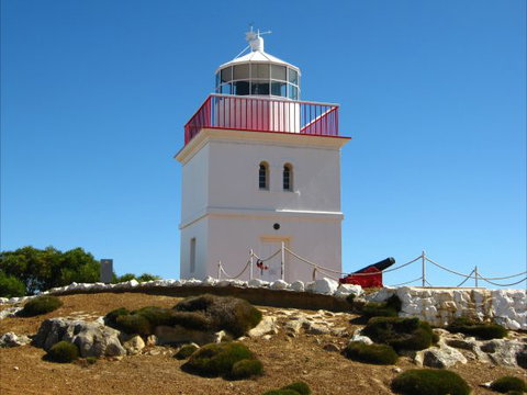 Postmans Cottage - Flinders Chase National Park - Holiday Find 0