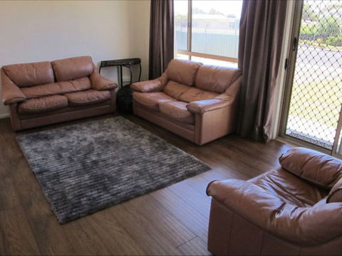 Fensom's Holiday Home - Holiday Find 7