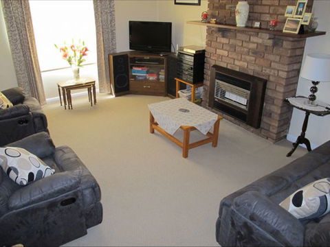 Fensom's Holiday Home - Holiday Find 16