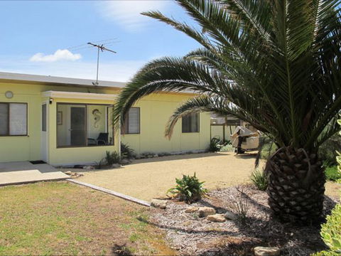 Fensom's Holiday Home - Holiday Find 18