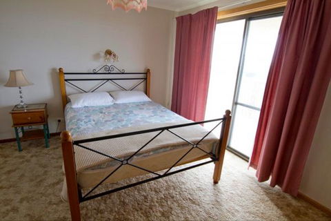 Fensom's Holiday Home - Holiday Find 25