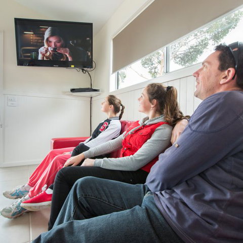 Wimmera Lakes Caravan Park - Holiday Find 0