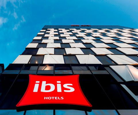 Ibis Adelaide - Holiday Find 2
