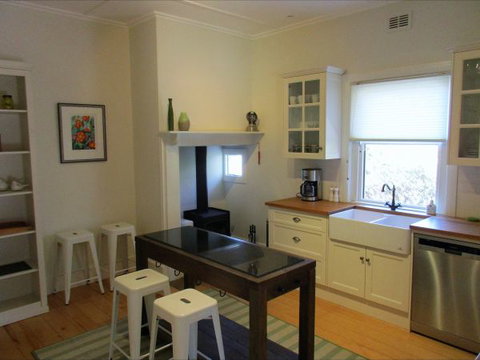 Tin House At Tanunda - Holiday Find 12