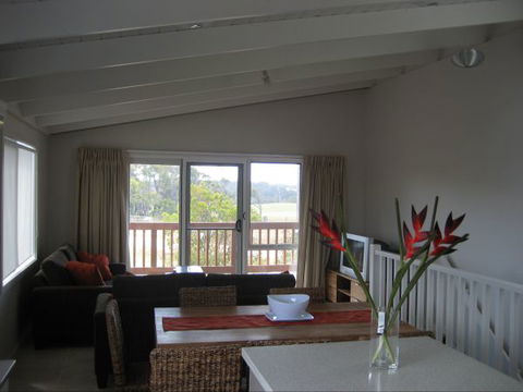 Shelly Beach Villas - Holiday Find 6