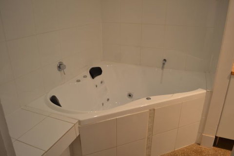 Tin House At Tanunda - Holiday Find 25