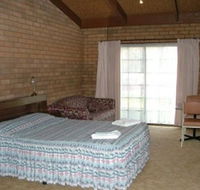 Bakery Park Motor Inn