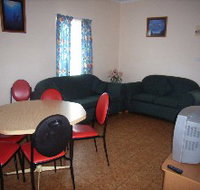 Alonga Waterfront Cottages - Holiday Find