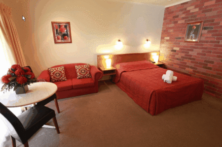 Mansfield Valley Motor Inn - Holiday Find 3