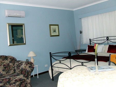 Beachport Motor Inn - Holiday Find 2