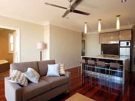 Timeball Apartments - Holiday Find 2