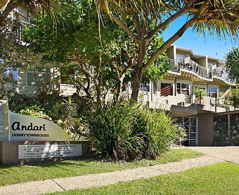 Andari Luxury Apartments - Holiday Find 2