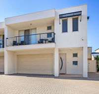 Century 21 SouthCoast The Residence - Holiday Find