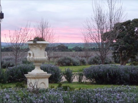 Angas Plains Estate Wines Heritage Suite - Holiday Find 4