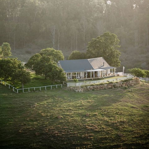 Branell Homestead Bed And Breakfast - Holiday Find 0