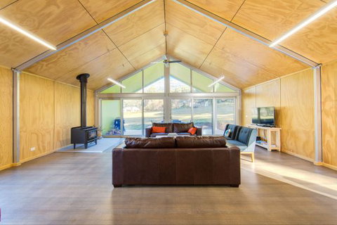 Nine Steps - Holiday Find 4