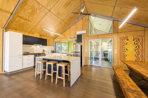 Nine Steps - Holiday Find 6