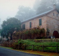 Tizzana Winery Bed And Breakfast