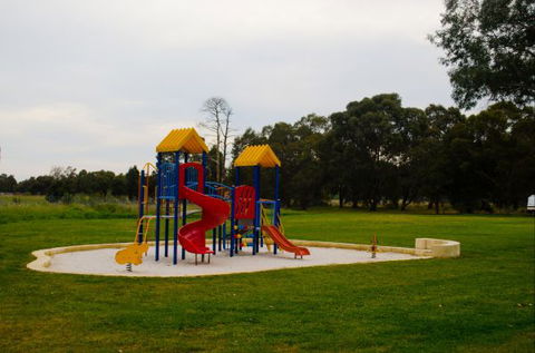 Acclaim Swan Valley Tourist Park - Holiday Find 3