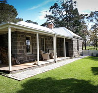 Barunah Plains Station - Cool Cottage - Holiday Find
