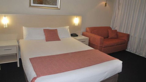 Best Western - Ashfields Philip Lodge - Holiday Find 1
