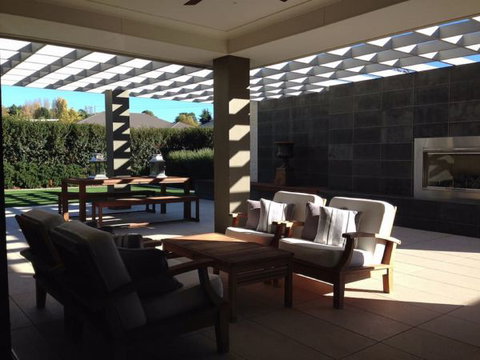 Getaway On Poplars - Holiday Find 2