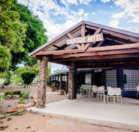 Goldfields Hotel and Finnigan's Rest