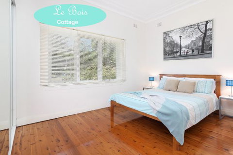 Le Bois Cottage - Holiday Find 0