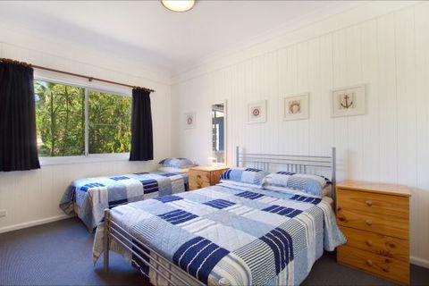 Orion Beach House - Jervis Bay - Holiday Find 3