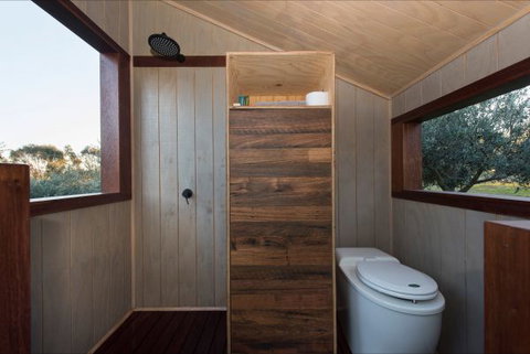 Shacky In The Olive Grove - Holiday Find 3