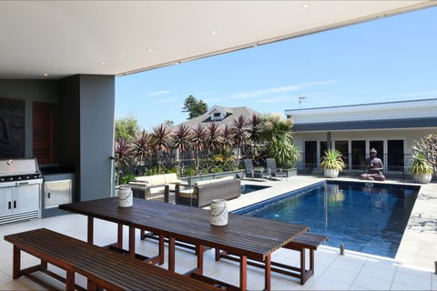 Sundara Beach House - Holiday Find 0